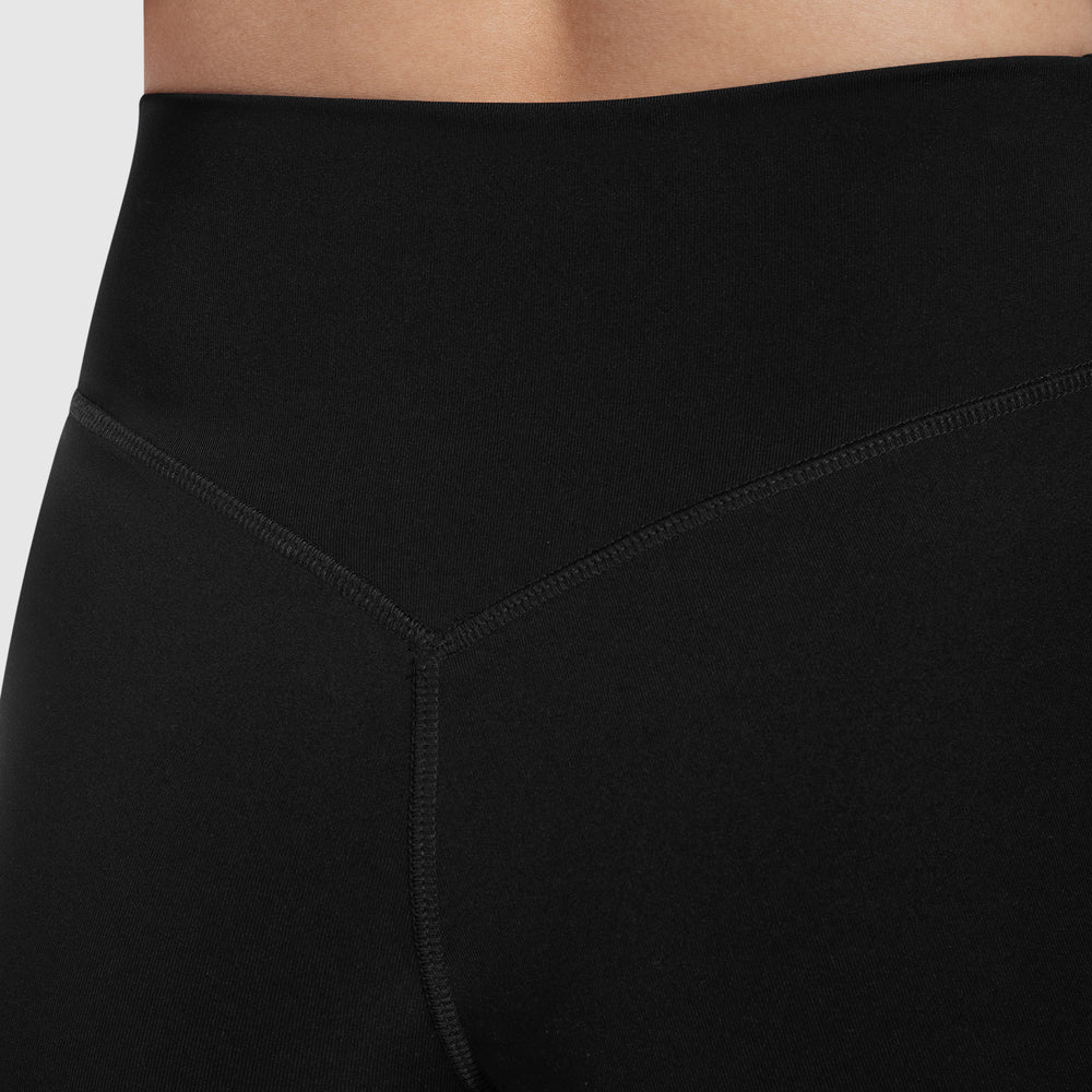 Etty Shorts