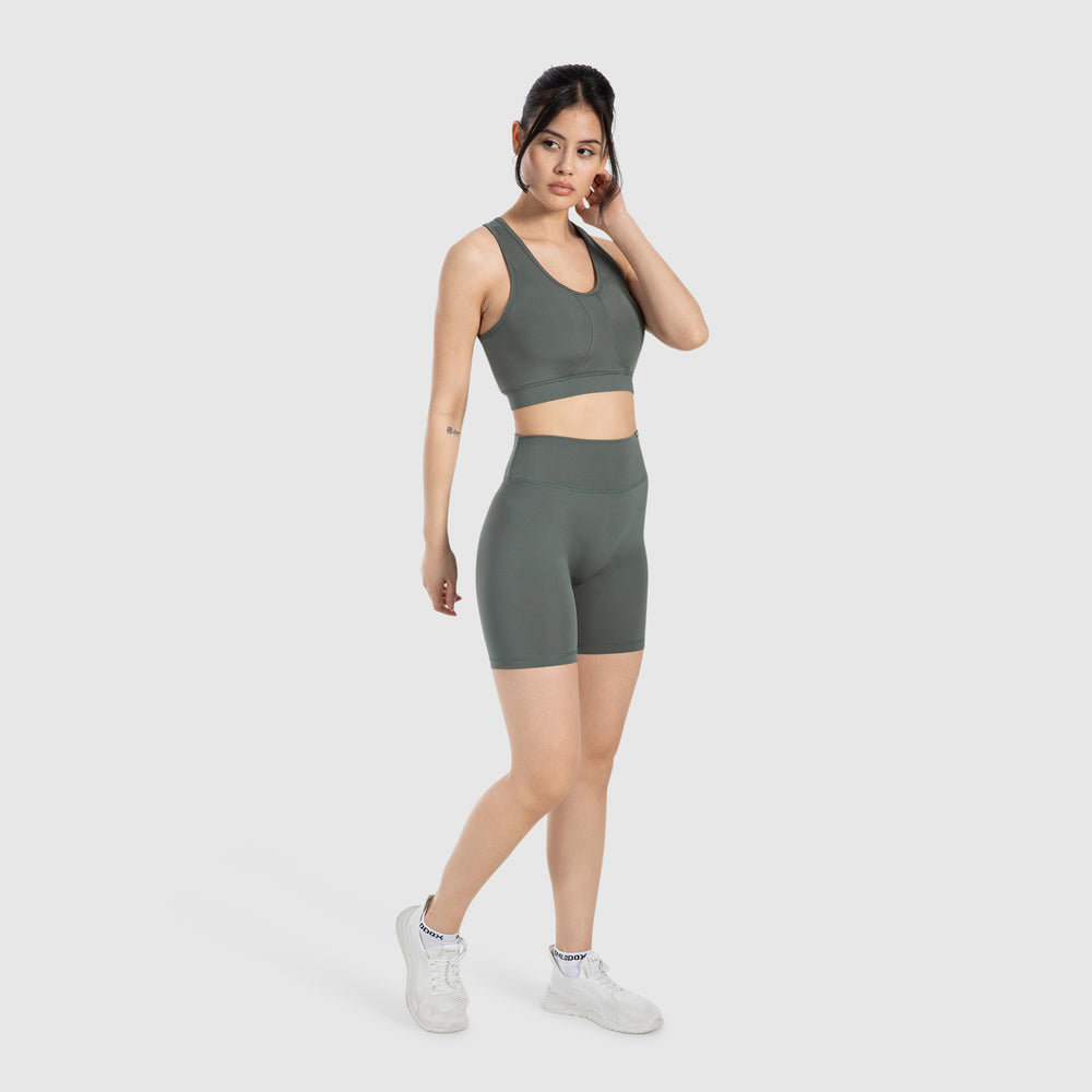 Etty Shorts