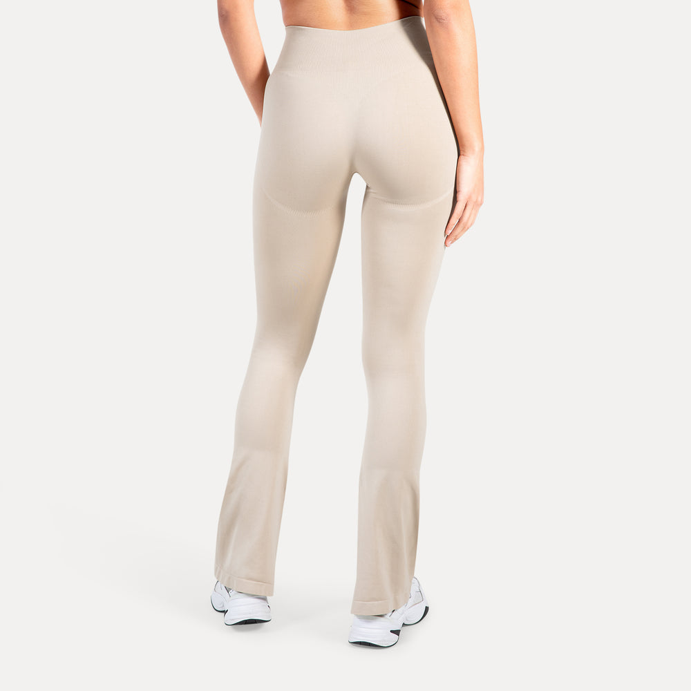 Oriana Seamless Bell Bottom Leggings